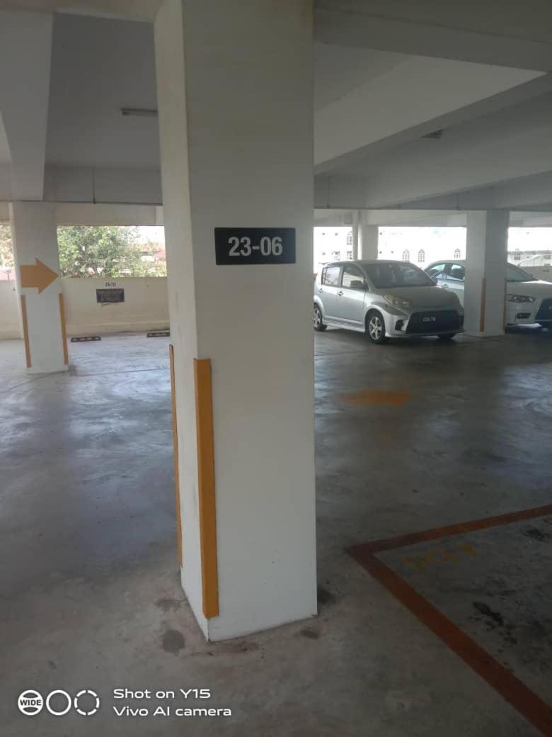 Apartment In Ladang Tok Pelam Kuala Terengganu Eksteriør billede